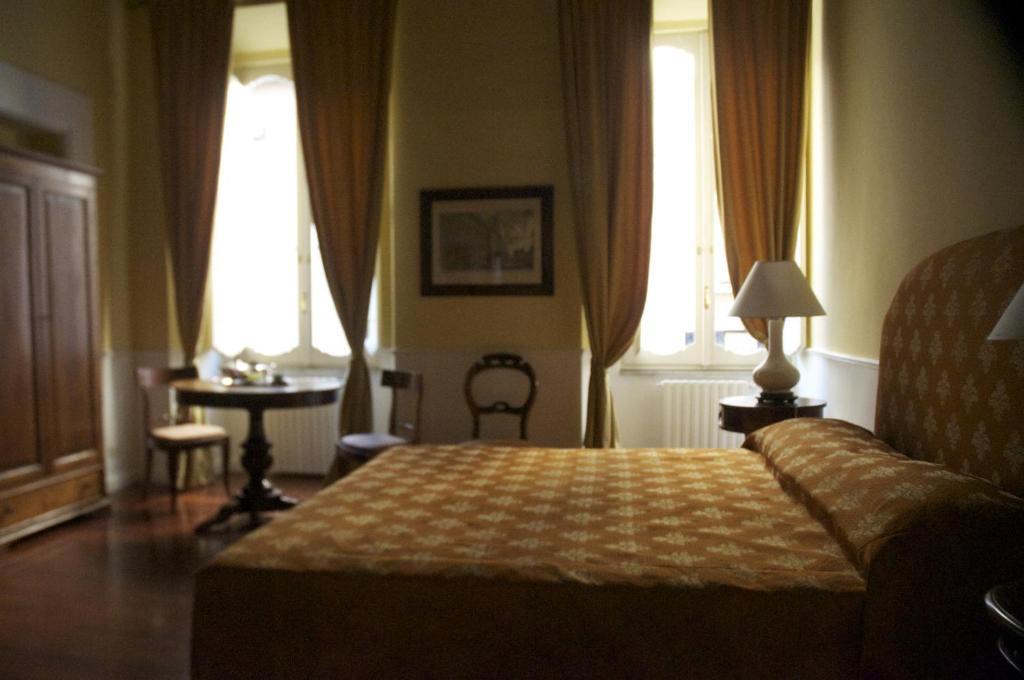 Bed and Breakfast Relais Teatro Argentina Řím Pokoj fotografie