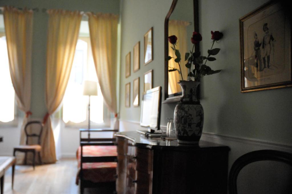 Bed and Breakfast Relais Teatro Argentina Řím Pokoj fotografie